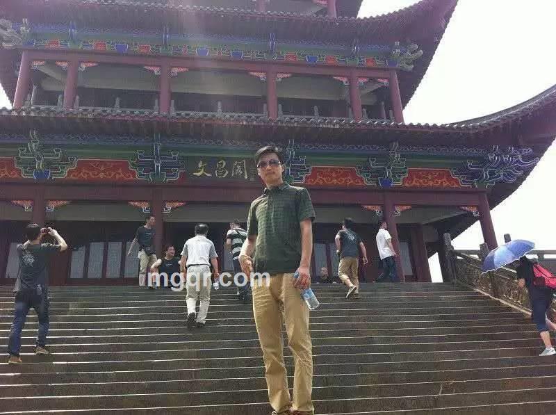 起啥都被的头像