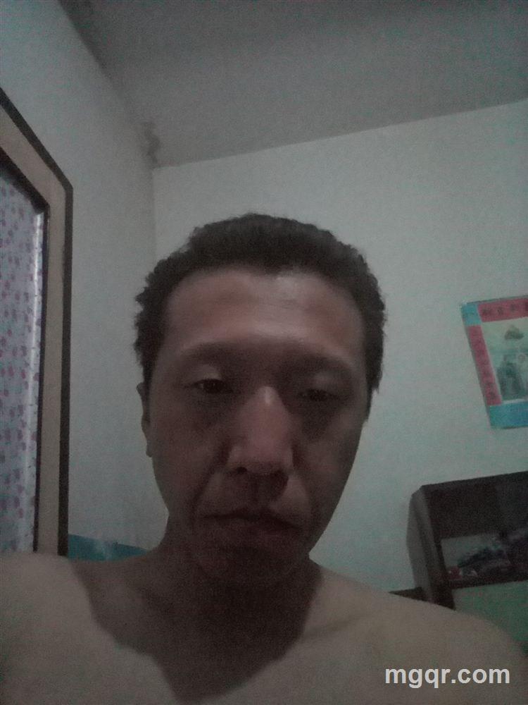 男同志vinedos fr的头像