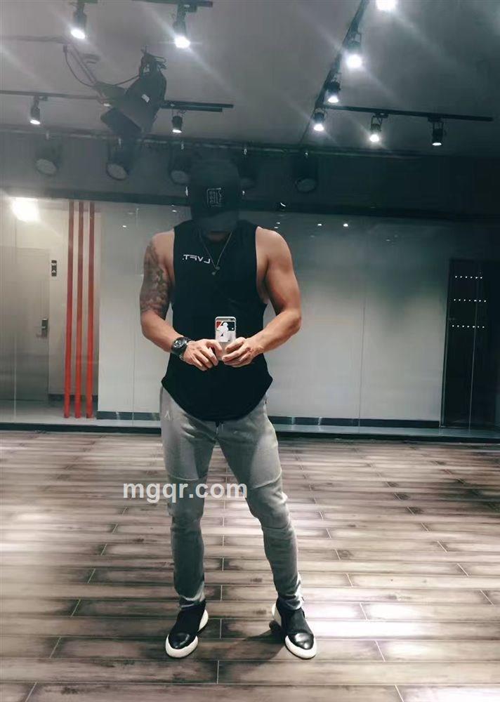 孤独的狼的头像