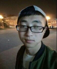 街角背影的头像