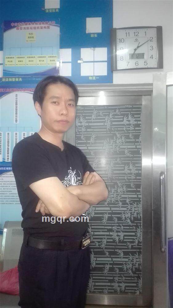 单身一人的头像