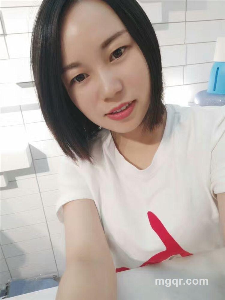 黑白的头像