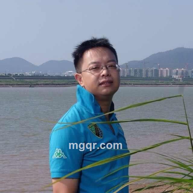 此时明月的头像