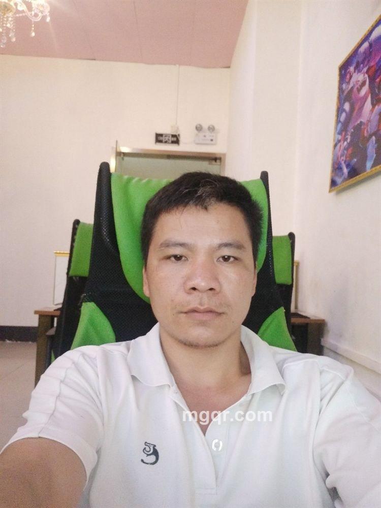 孤独的站台的头像