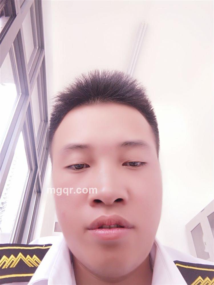 爱在脚下的头像