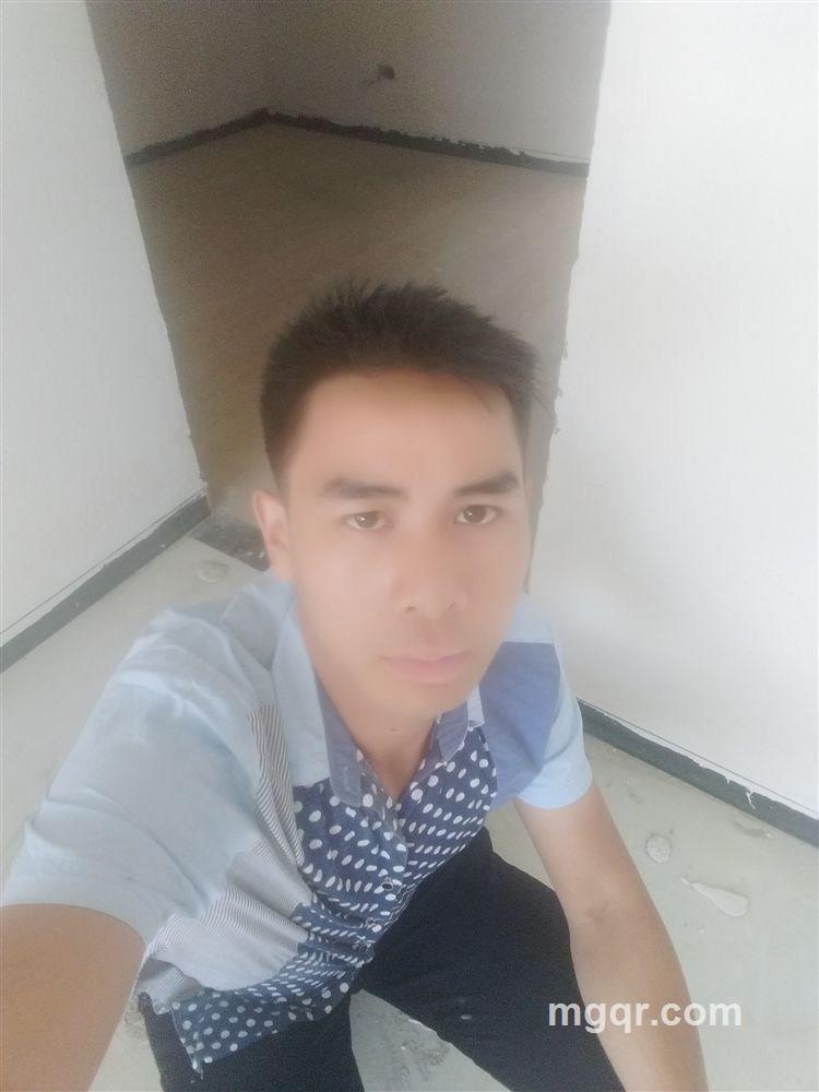 陪你玩的头像