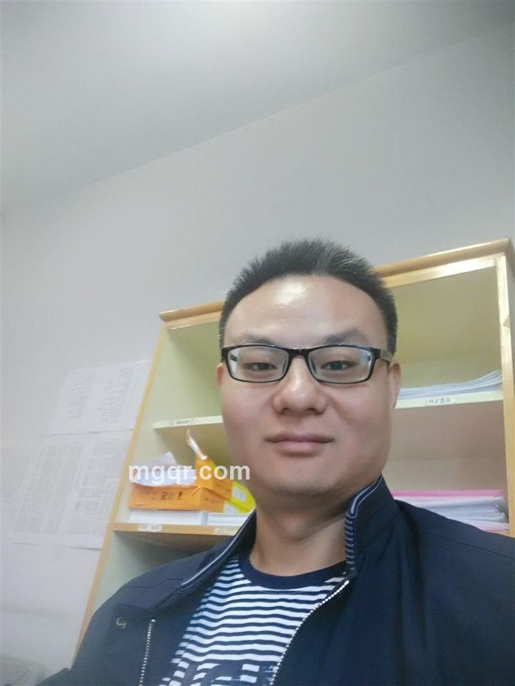 不会游泳的鱼的头像