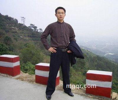 晚秋的风的头像