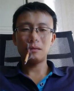 一在二三四五六的头像