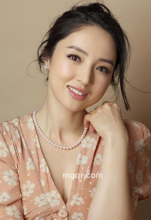 灰色的玫瑰