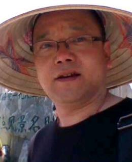 静下的世界的头像