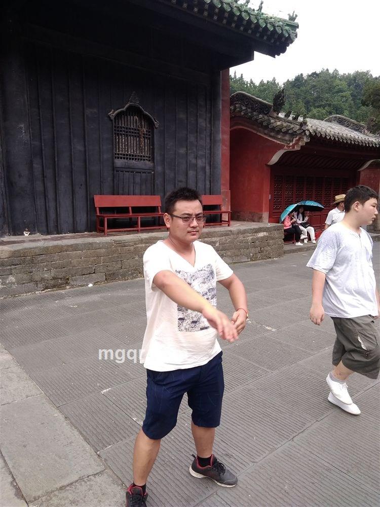 突然想起你的头像