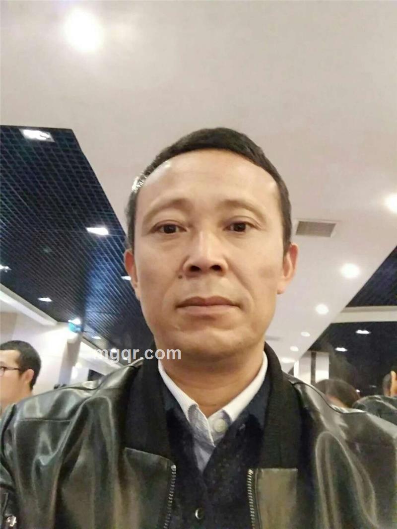 明明啪啪的头像