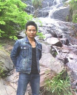 嗨嚡嘎嘎嘎的头像