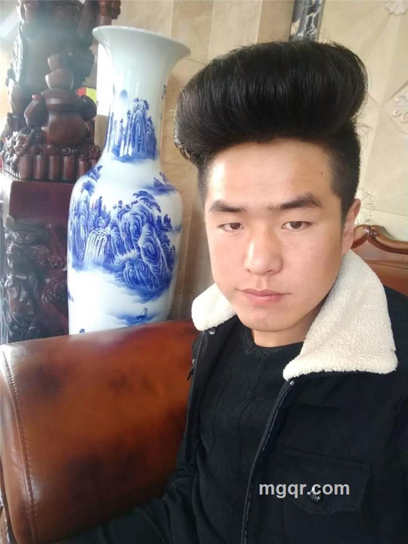 午夜激情四射的头像