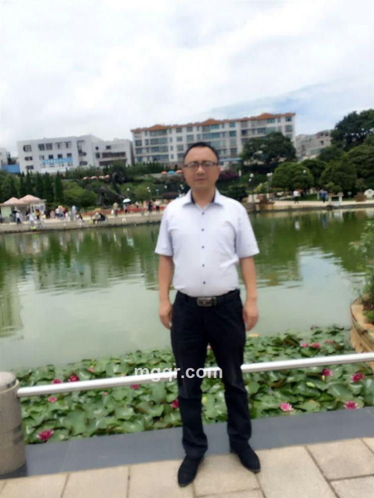 漠然一笑的头像