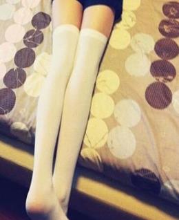 一夜无聊 不如两人 的头像