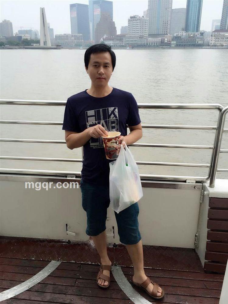 努力给你想要的幸福的头像