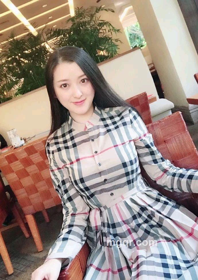 衣裳※雪华。的头像