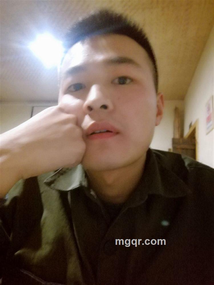 隔壁的查理的头像