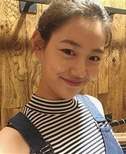 繁星总是眨眼的头像