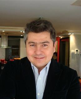 李察亚当的头像