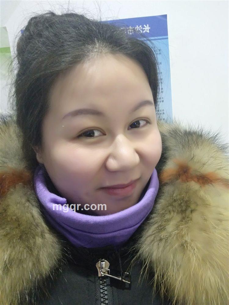 飘浮的叶子的头像