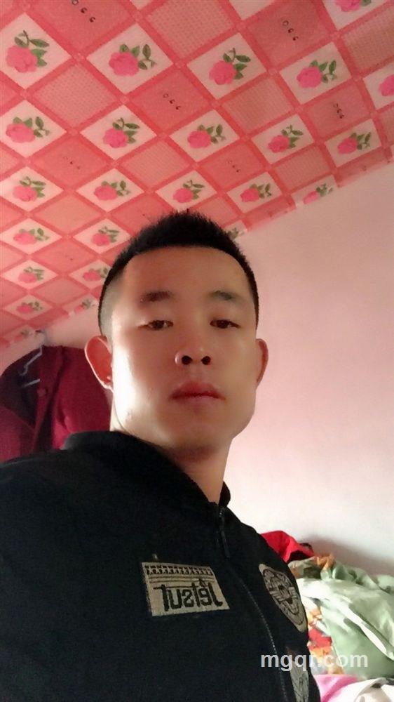 黑夜比白天更寂寞的头像