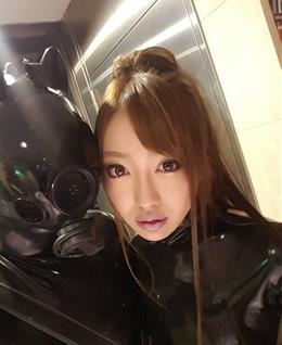 夜雨拈花不沾身的头像