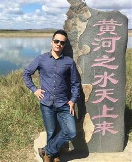 一任芳草的头像