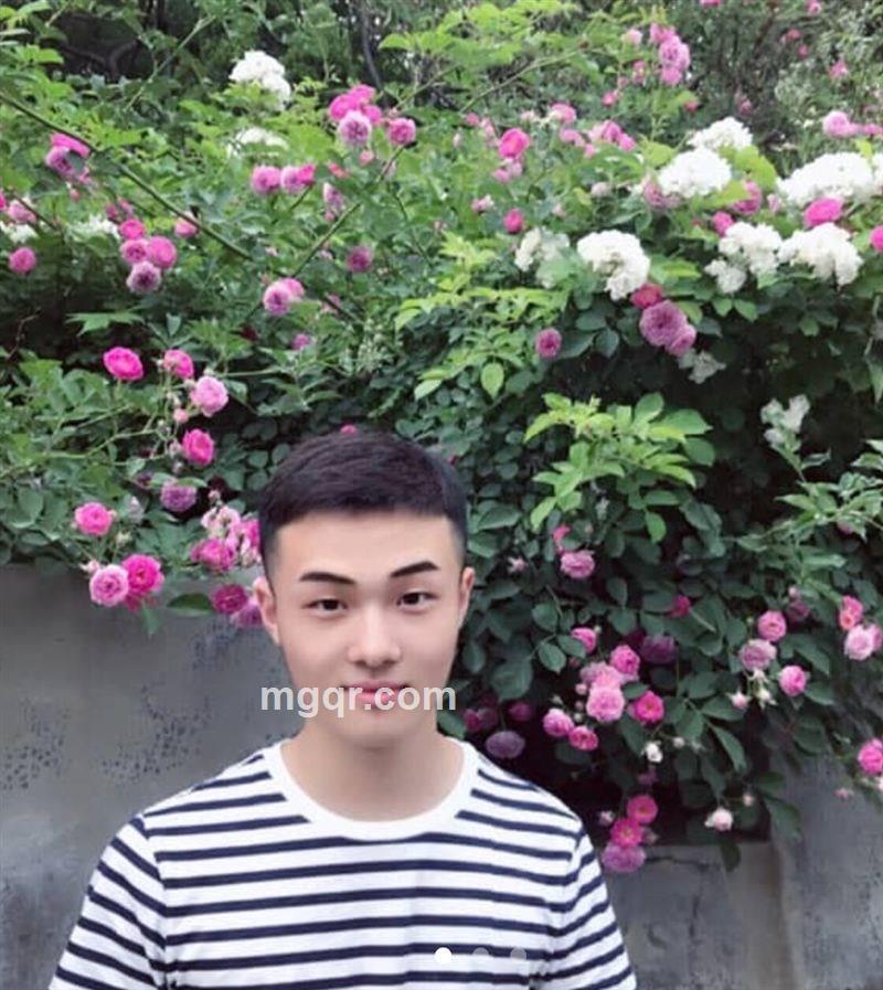 我弟弟后的头像