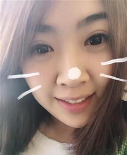 女人为谁妆！的头像