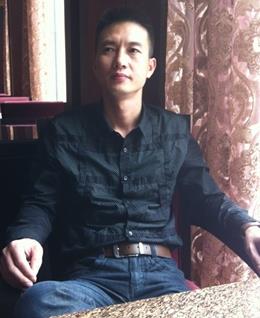 红色万宝路的头像