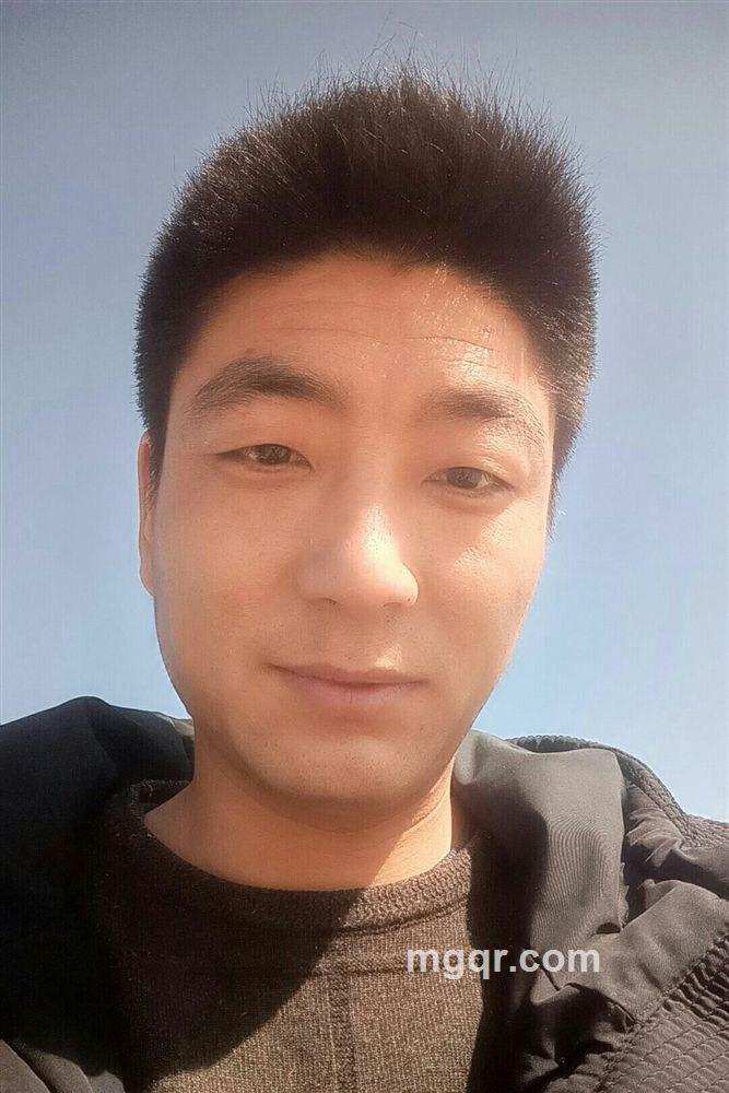 借风拥你。的头像