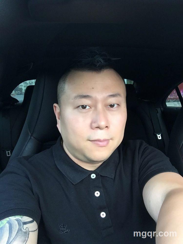 左眼总跳的头像