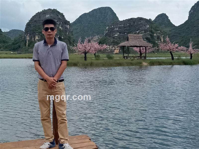 想要水的鱼的头像