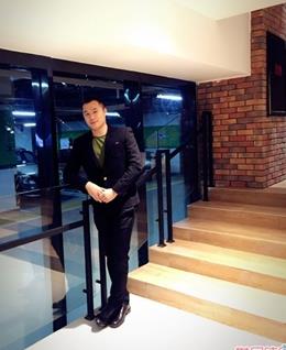 手可摘芯辰的头像