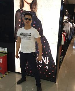 亲一亲我的宝贝的头像