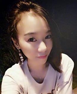 月下如梦的头像