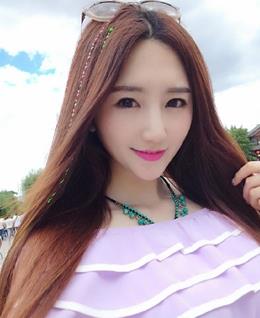 雨中的等候