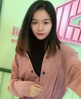 举世小魔女的头像