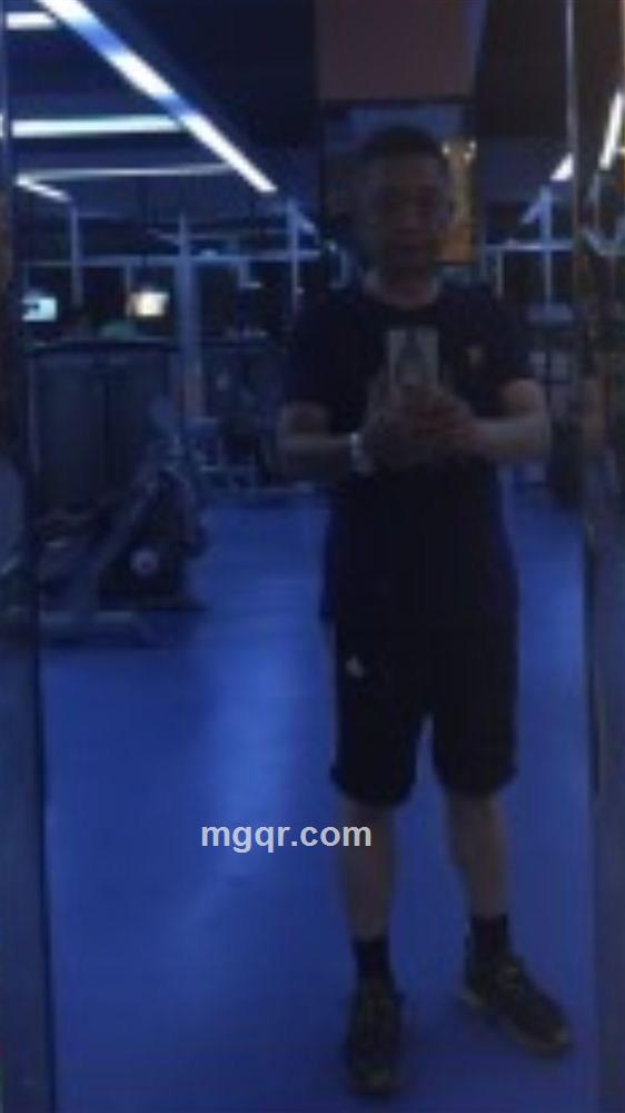 键壮的枕头的头像