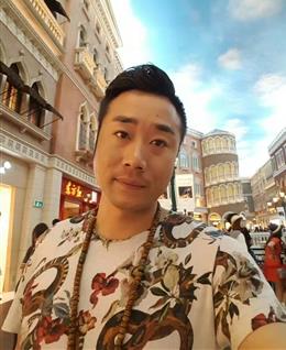 凡尘过客的头像