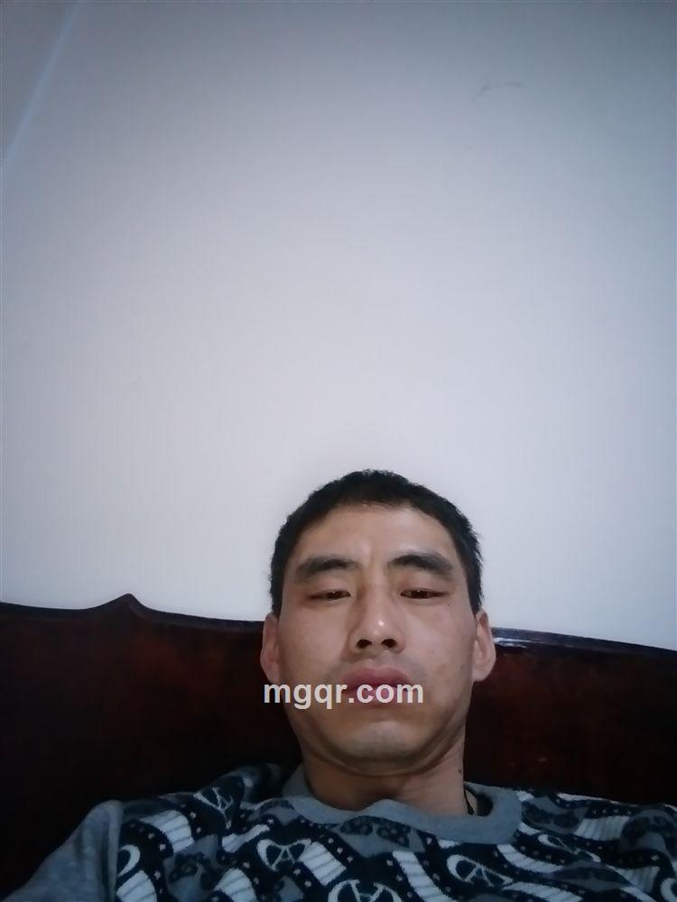 长不大的男孩的头像