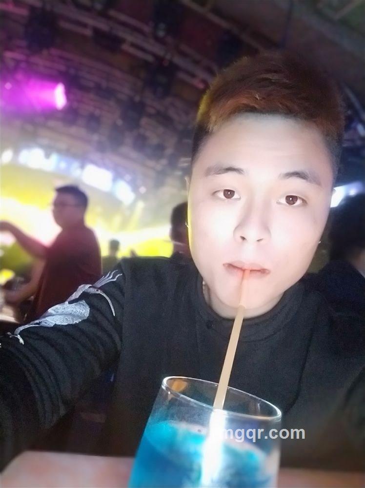 想找富婆包养的头像