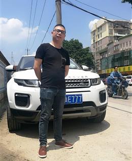 含着泪的笑的头像