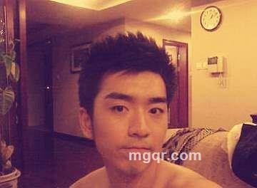 梵高的耳朵的头像