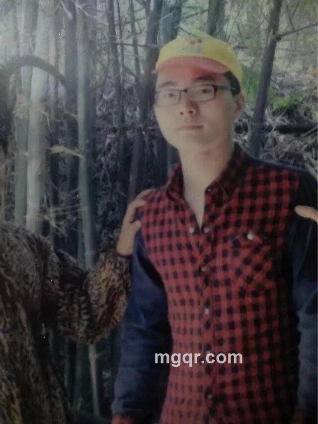 专治腥饥渴的头像