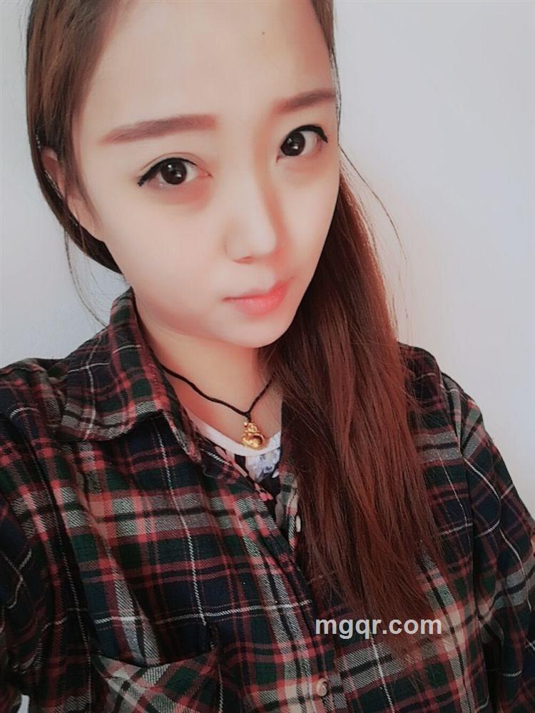 一只小花猫的头像