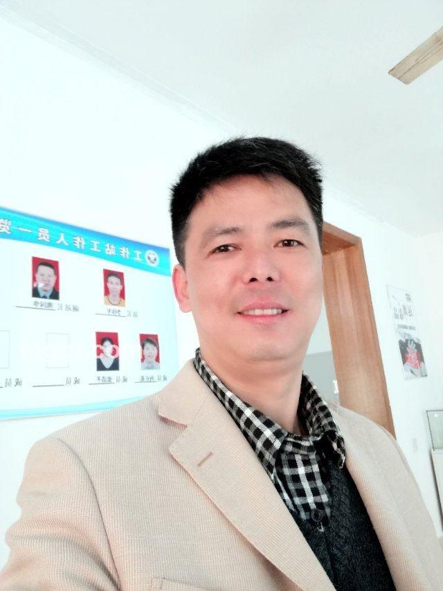 你约不约？？？的头像